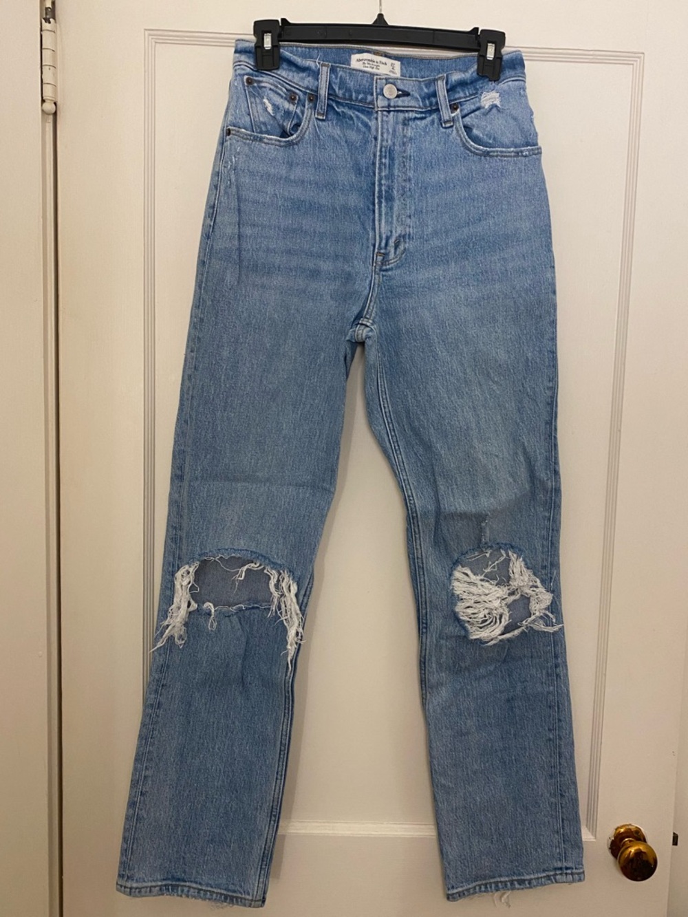 American Eagle Outfitters High-Rise Light Blue Distressed Women's Jeans